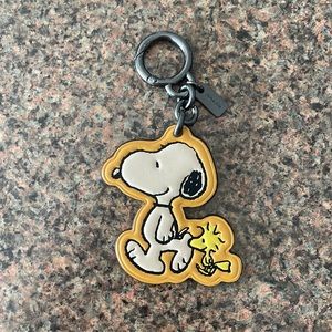 Peanuts Snoopy Coach Keychain